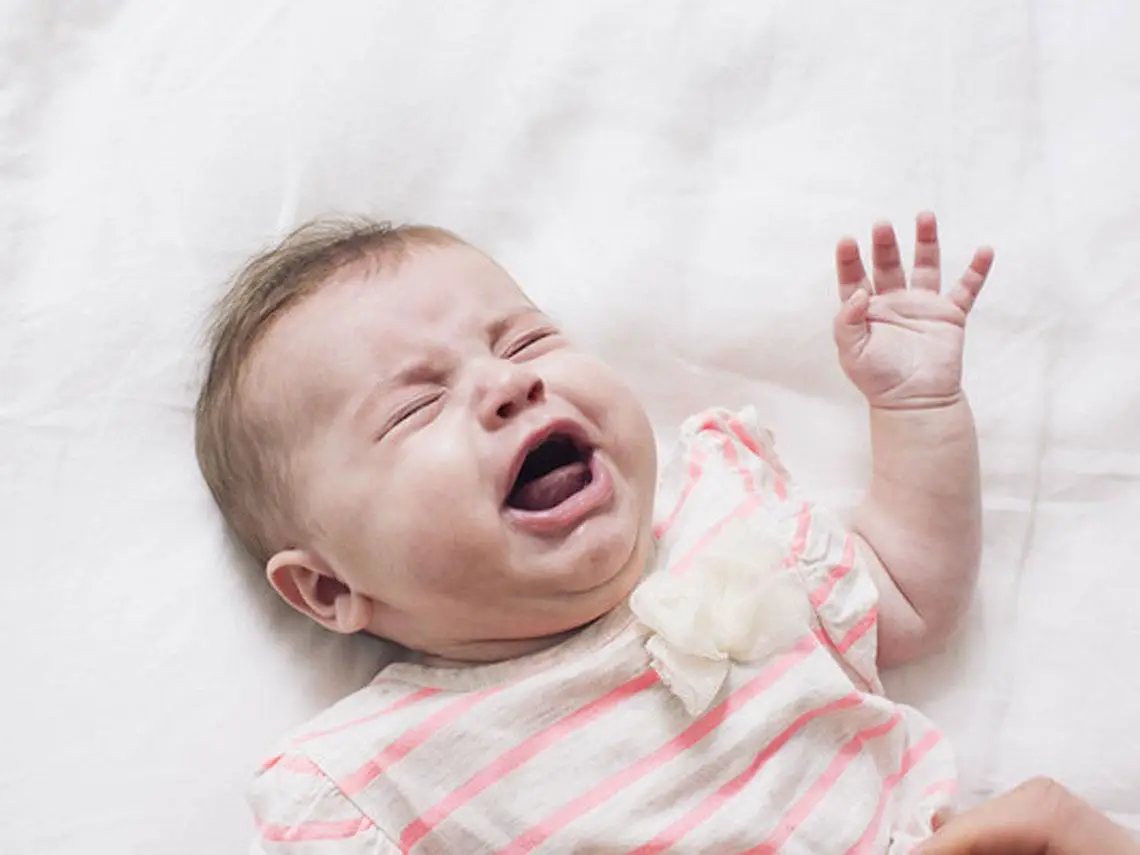 Debes dejar llorar o no al bebé