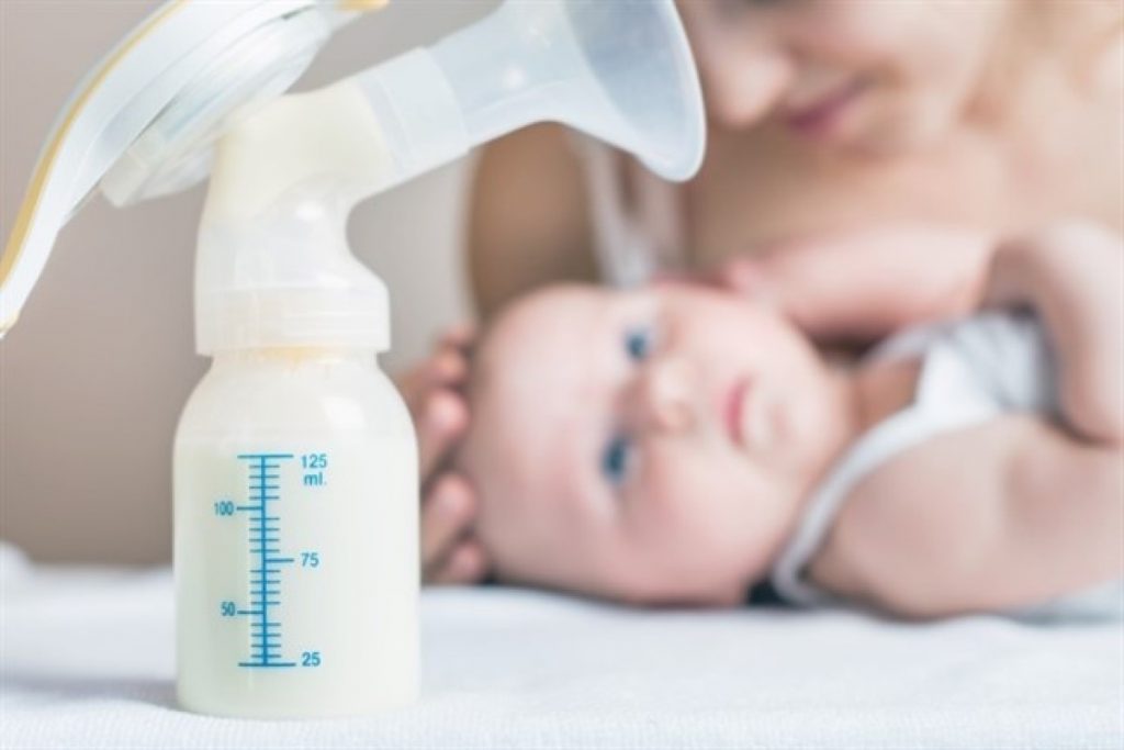 Estudio señala que la leche materna es la mejor del mundo