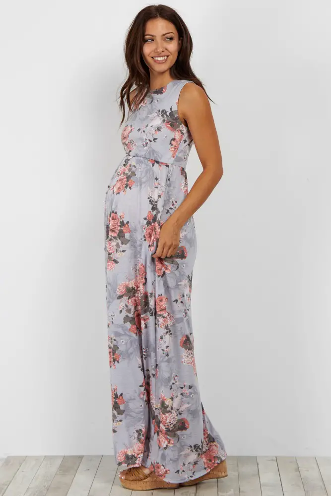 ropa moderna para embarazadas embarazada con maxi vestido
