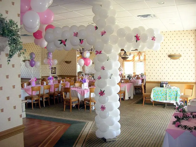 decoración con globos primera comunión