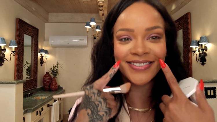 Maquillarse como Rihanna