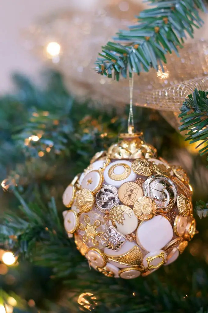arreglos navideños de bolas decorativas 2
