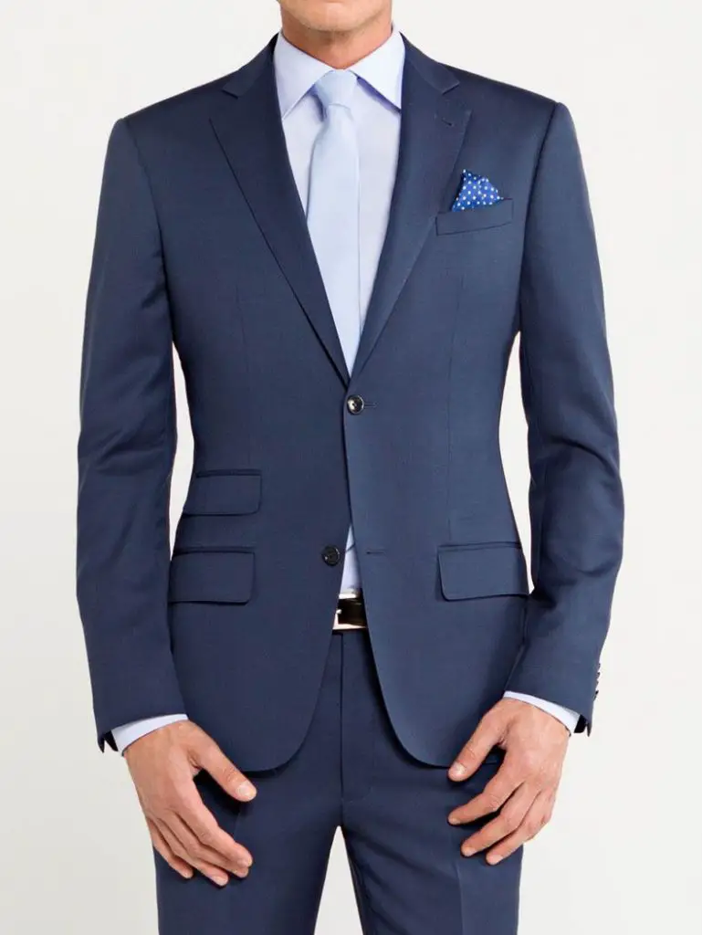 corbata celeste 