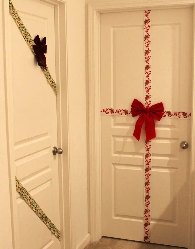 puertas decoradas de navidad lazos