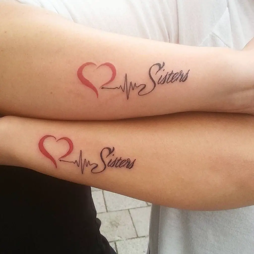 tatuajes pequeños para hermanas sister y corazon