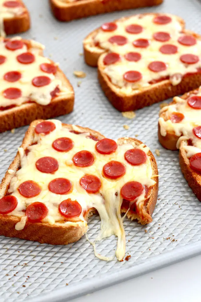 cenas rápidas pizza en pan de sandwich