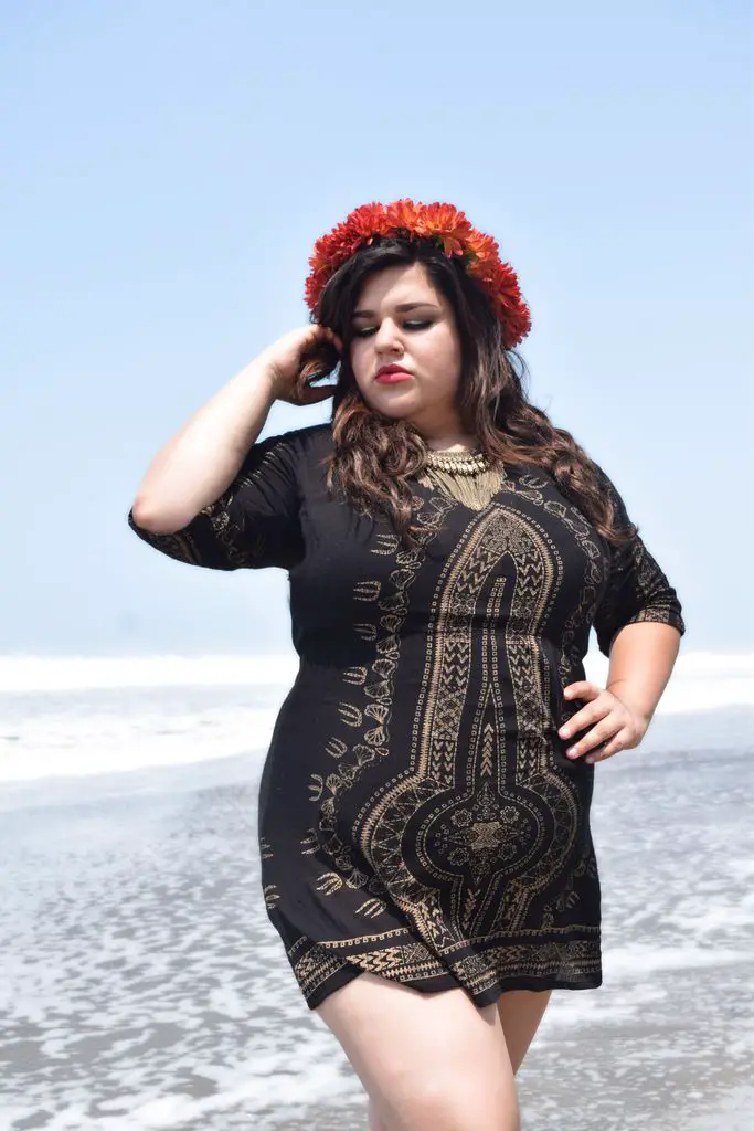 20 Propuestas de ropa de playa para gorditas que aman romper los  estereotipos