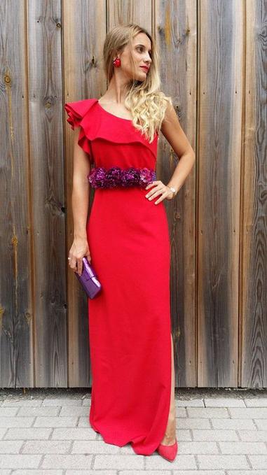 Accesorios para vestidos rojos: Aprende a combinarlos (correctamente)