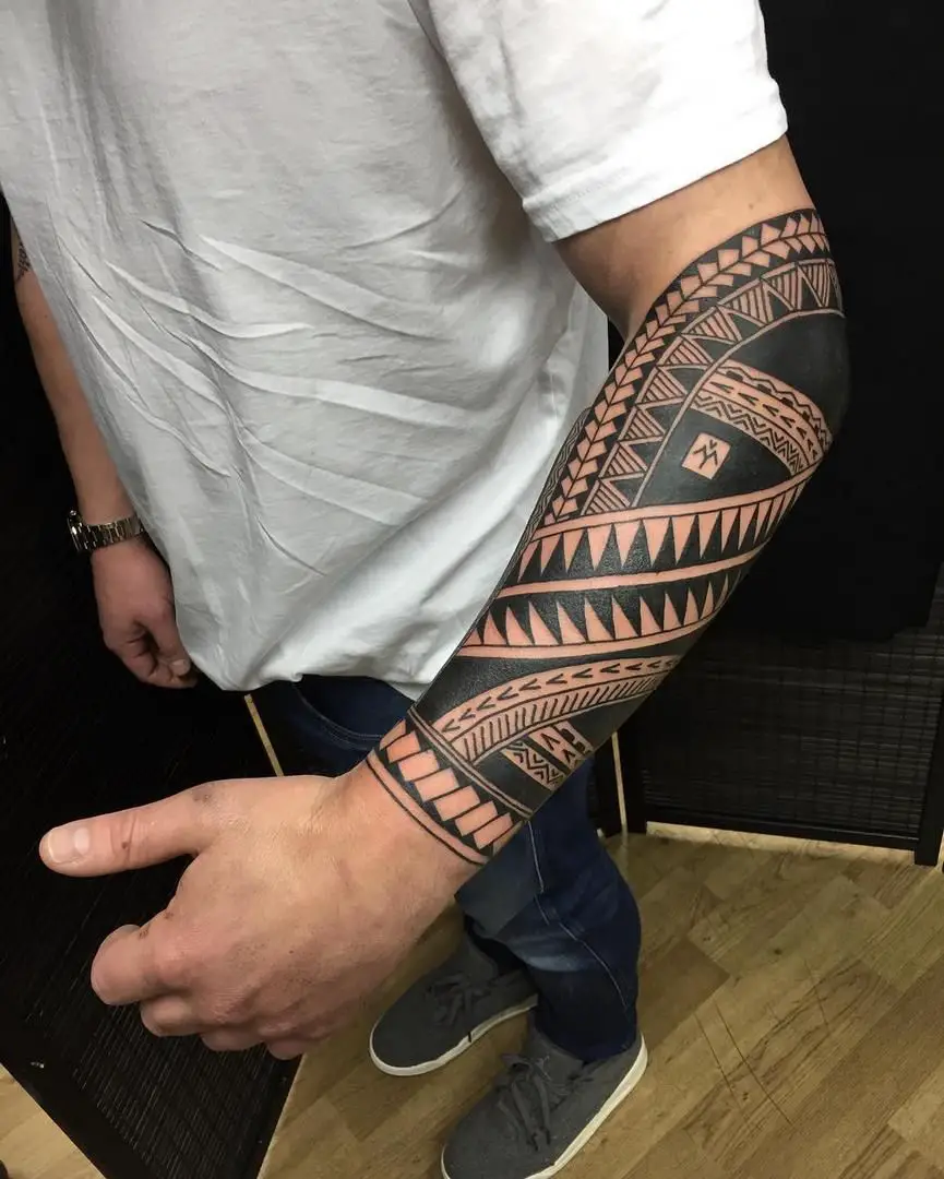 Tatuajes en el antebrazo para hombres ¡Ideas que la rompen en el mundo  tattoo!