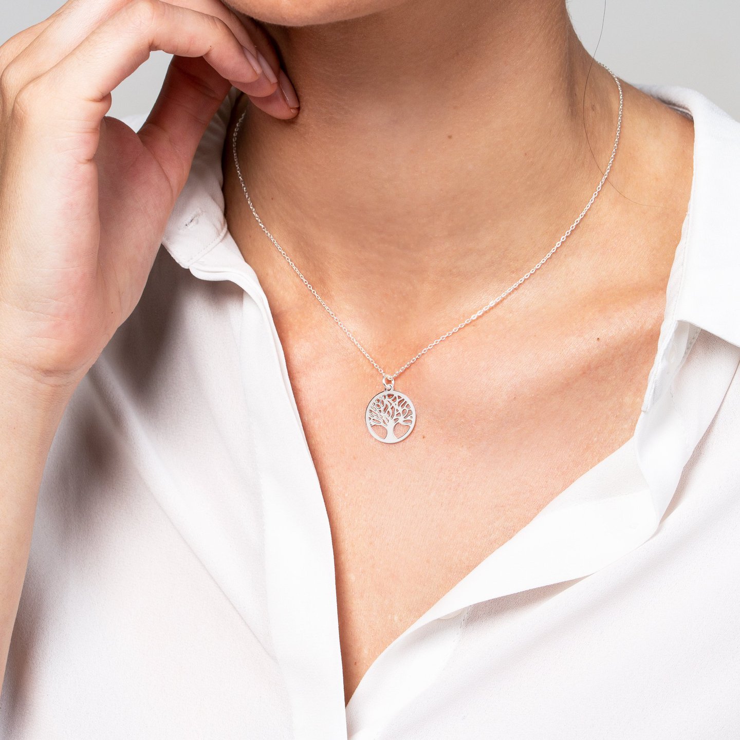 Collares de plata La pieza de joyería (sencilla y elegante) que toda