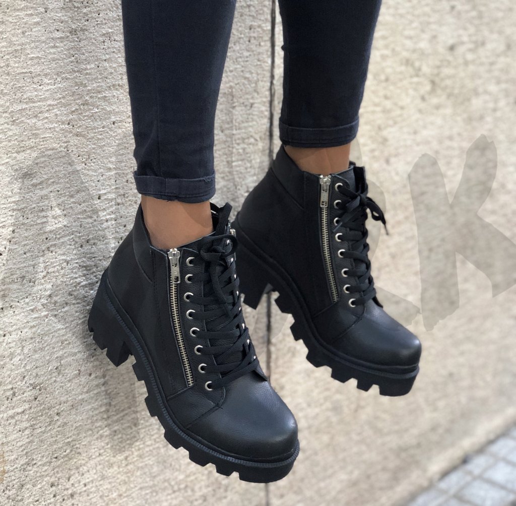 Borcegos: Estilos, tendencias y tips para combinar con tus outfits \u0026 looks  favoritos