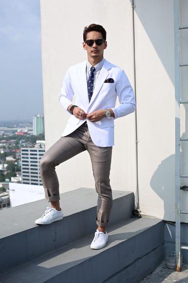 Zapatos blancos para hombres: Guía estilo y tendencia masculino