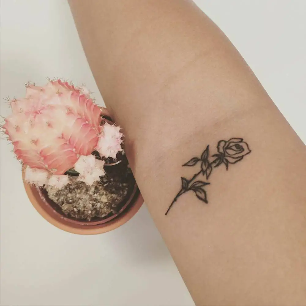 tatuajes para mujeres rosas
