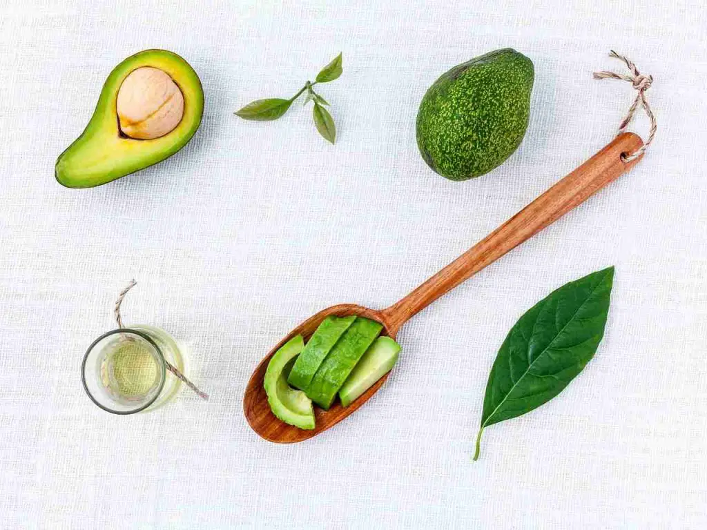 mascarilla para hidratar la cara limon y aguacate