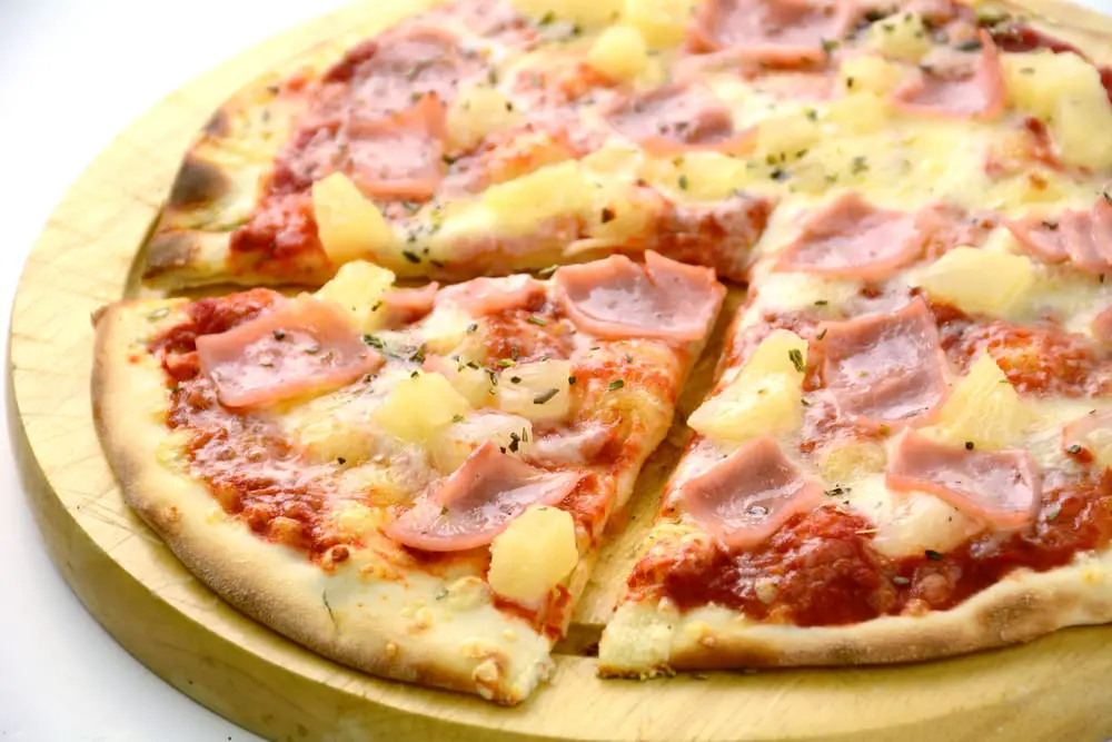 Pizza margarita, rica fresca y económica