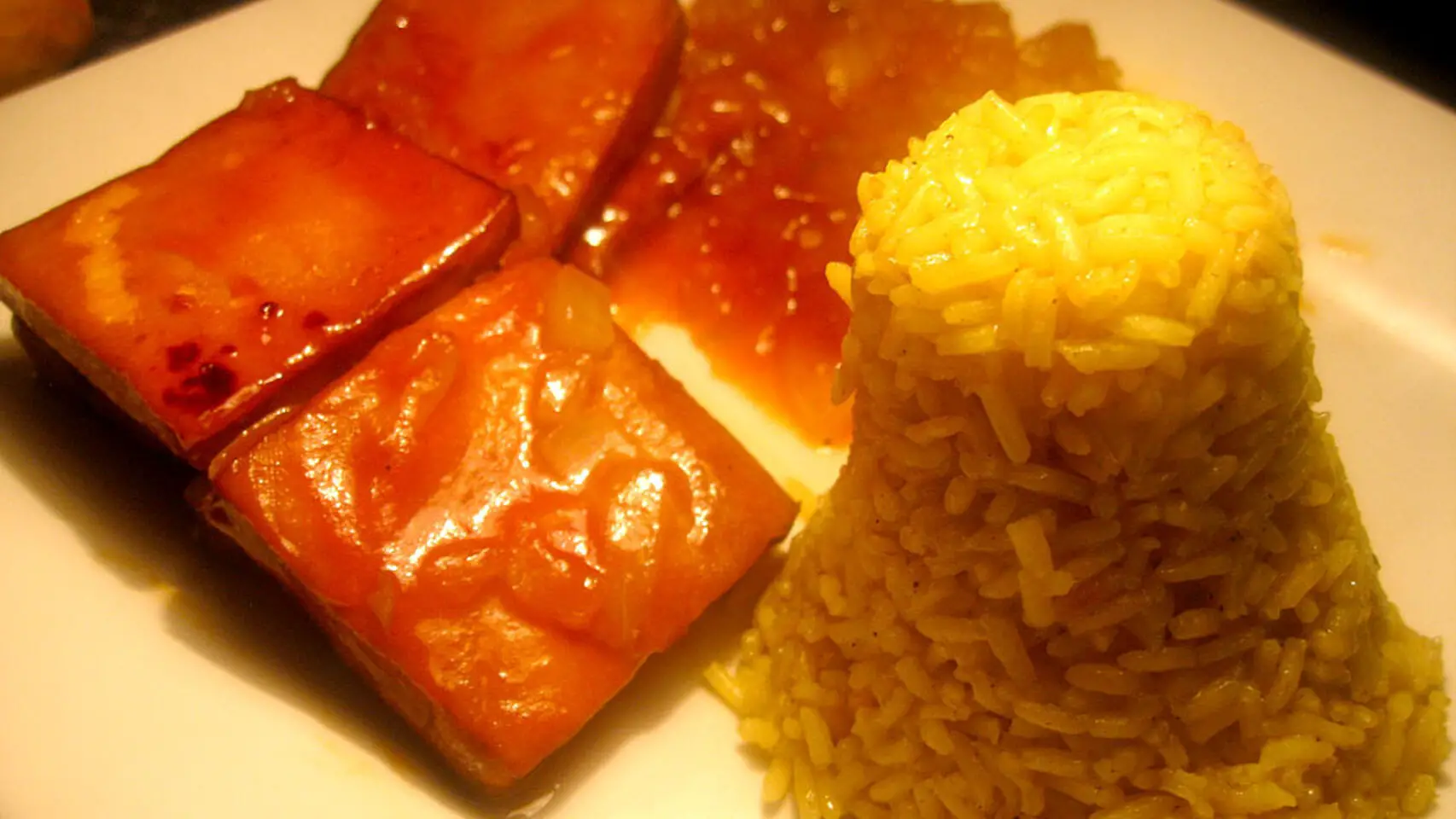 Recetas con tofu, si le añades salsa de tomate quedan sensacional, perfecta para un almuerzo