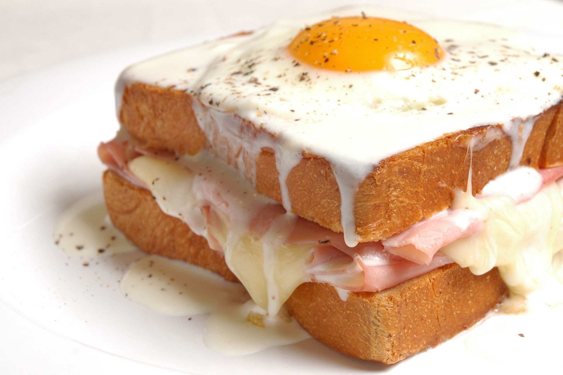 Recetas con un huevo: delicioso sándwich gratinado, perfecta para el desayuno de los peques