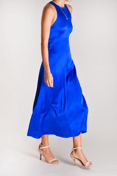 +25 Formas de llevar un Vestido azul y lucirte con el mejor outfit