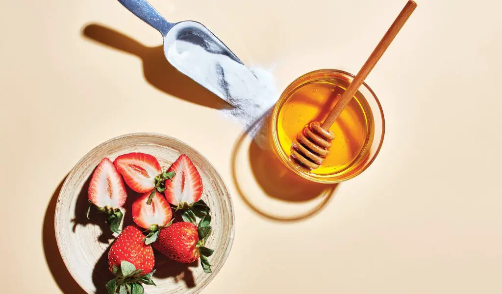 como hacer mascarillas caseras de fresa