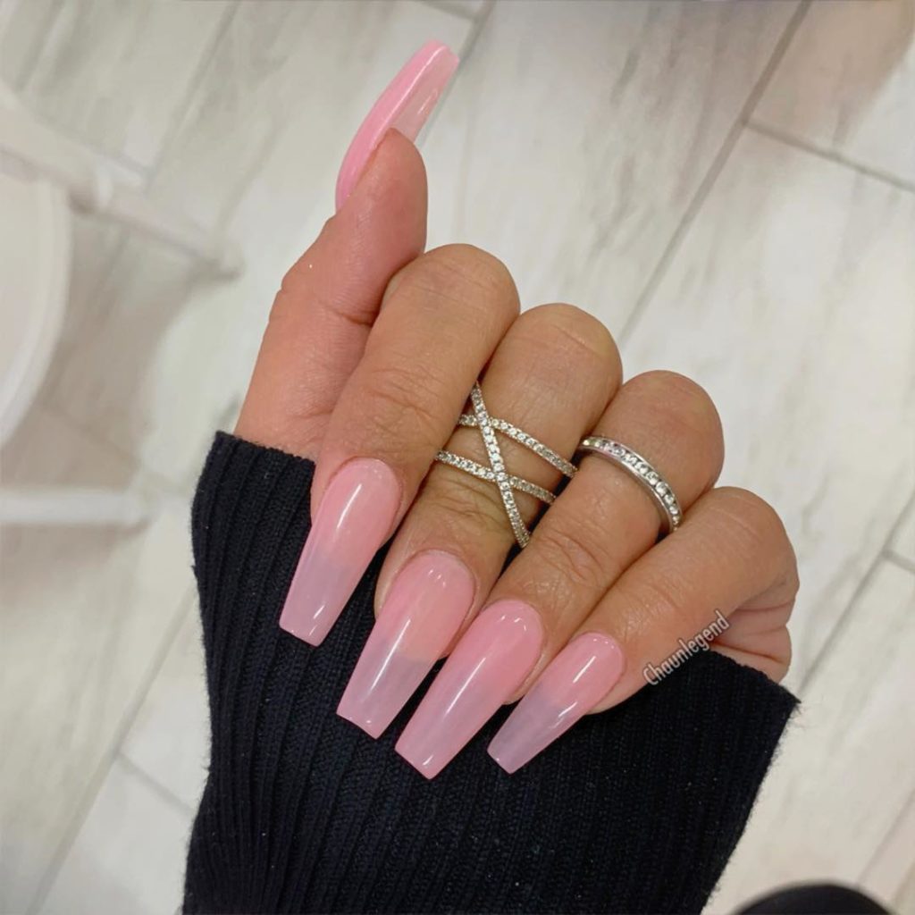 Uñas color natural ¿Te apuntas a una manicuras más natural?