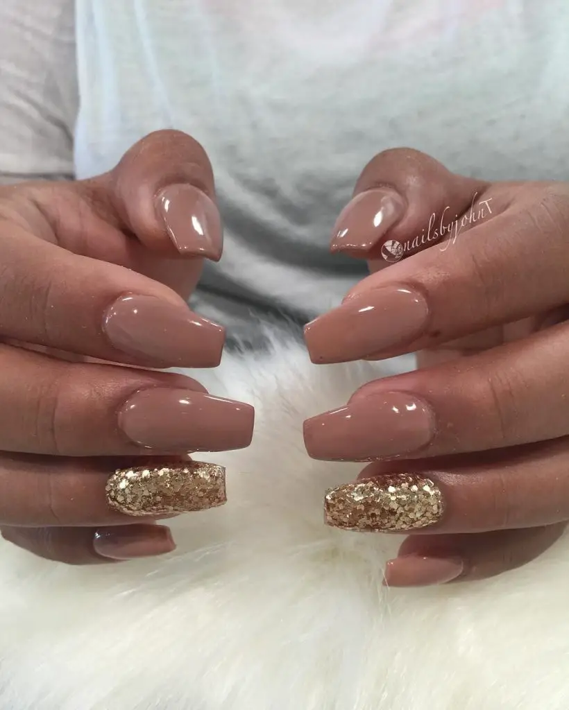 Uñas color natural ¿Te apuntas a una manicuras más natural?