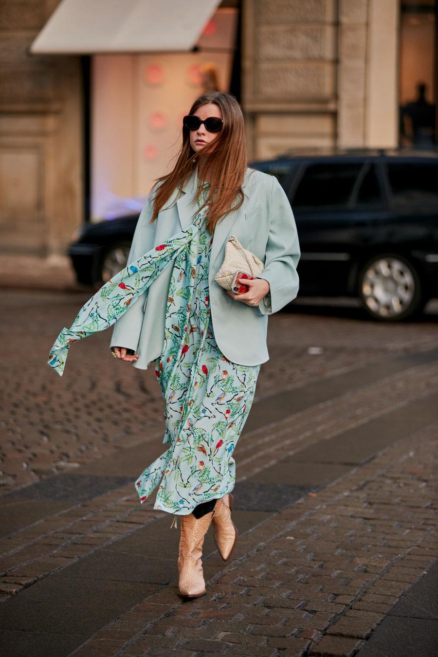 21 Maneras Estilosas De Llevar Un Vestido Largo De Flores Este Verano