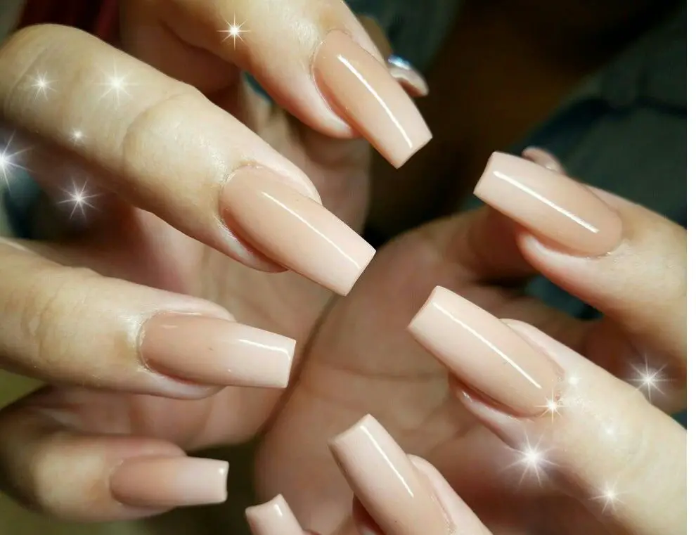 18 Modelos de uñas beige que te hacen ver más arreglada y profesional