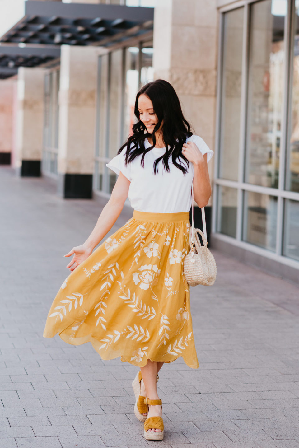 18 Looks con falda amarilla muy fáciles de llevar