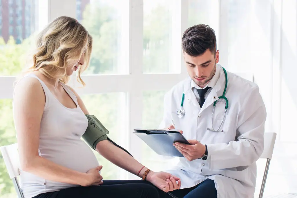 presion alta en el embarazo tratamiento medico