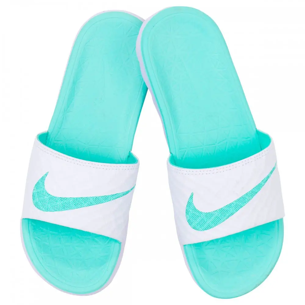 En verano ¡Unas Sandalias Nike son las que van con tus outfits!