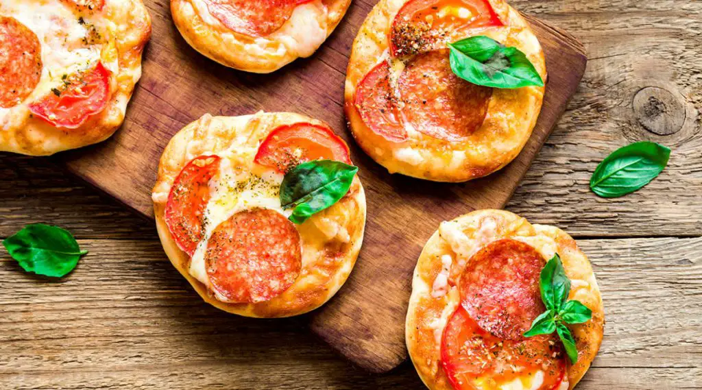 Comidas rápidas y fáciles de hacer en casa mini pizza