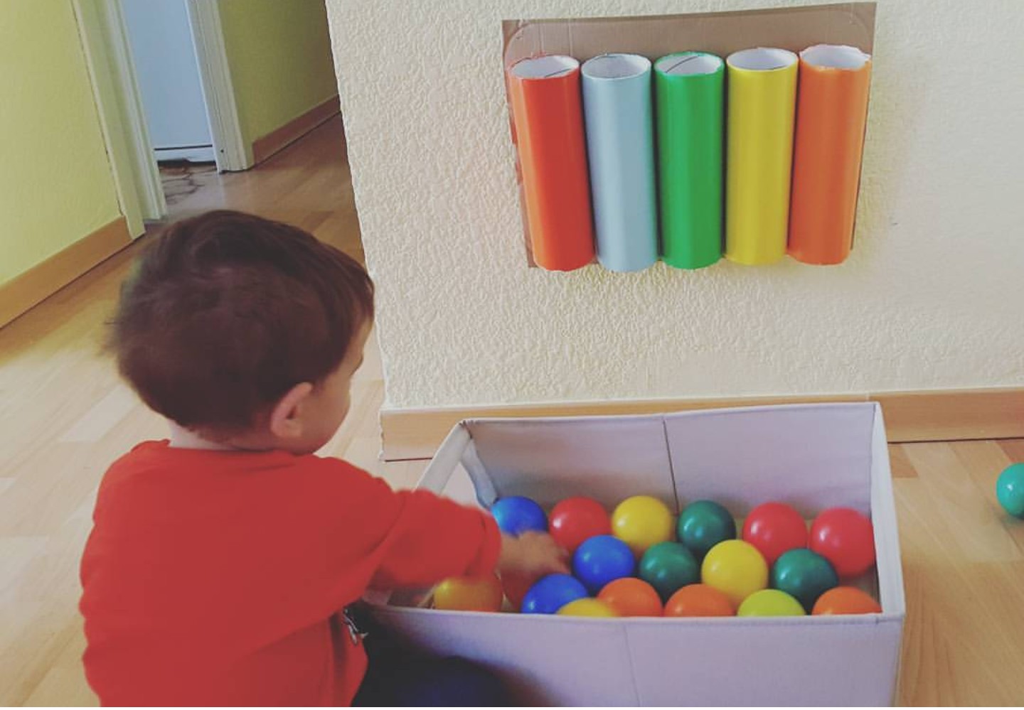 juegos de pelotas para niños de 2 años