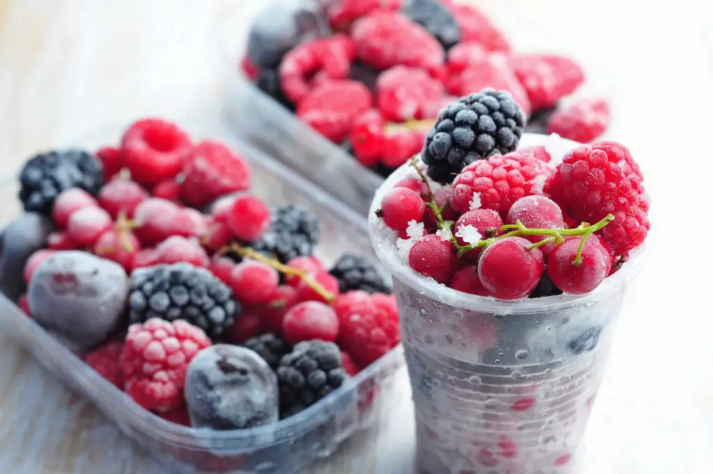 que frutas se puede congelar frutos rojos