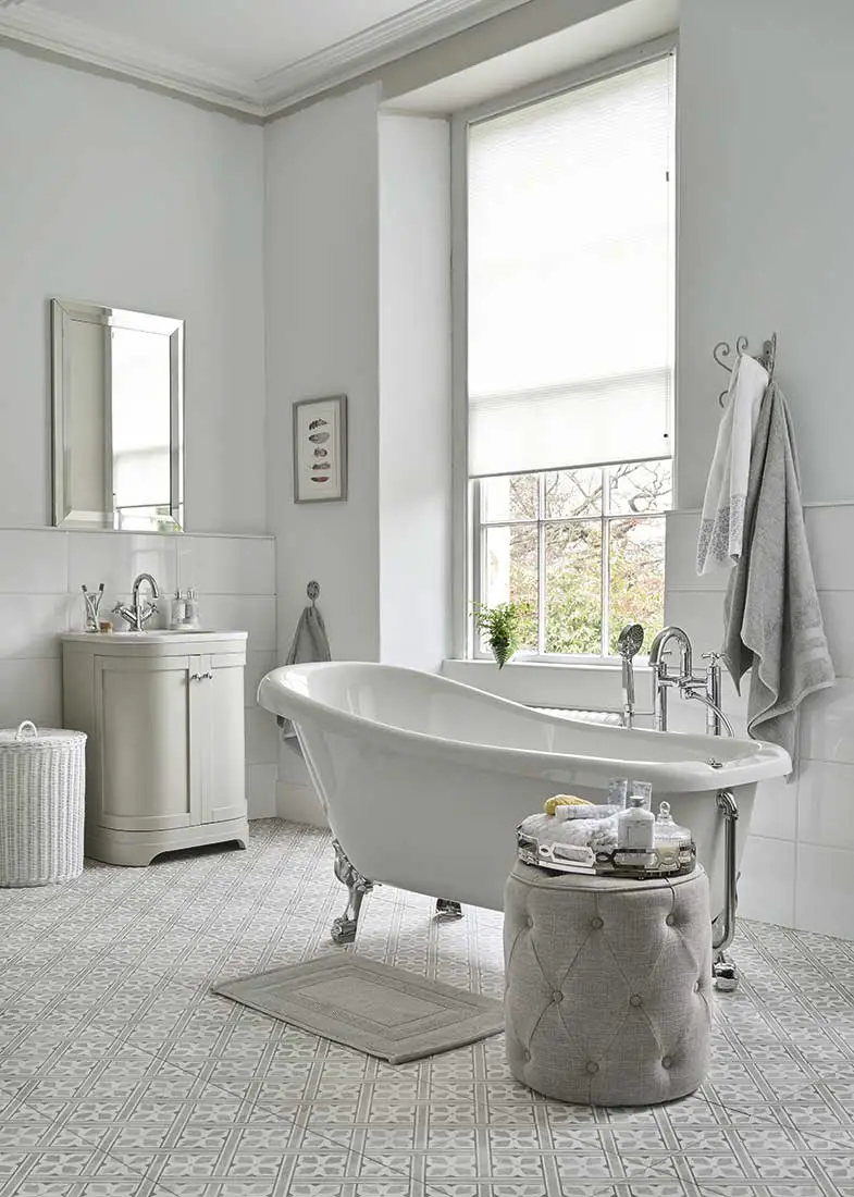 +20 Diseños de vinilos para baños ideales para redecorar