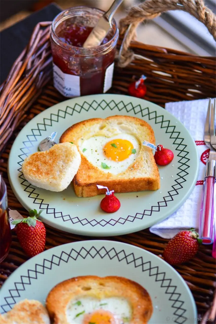 Рецепт завтрака на скорую руку на сковороде. Завтрак. Вкусный и красивый завтрак. Красивый и простой завтрак. Легкие красивые Завтраки.
