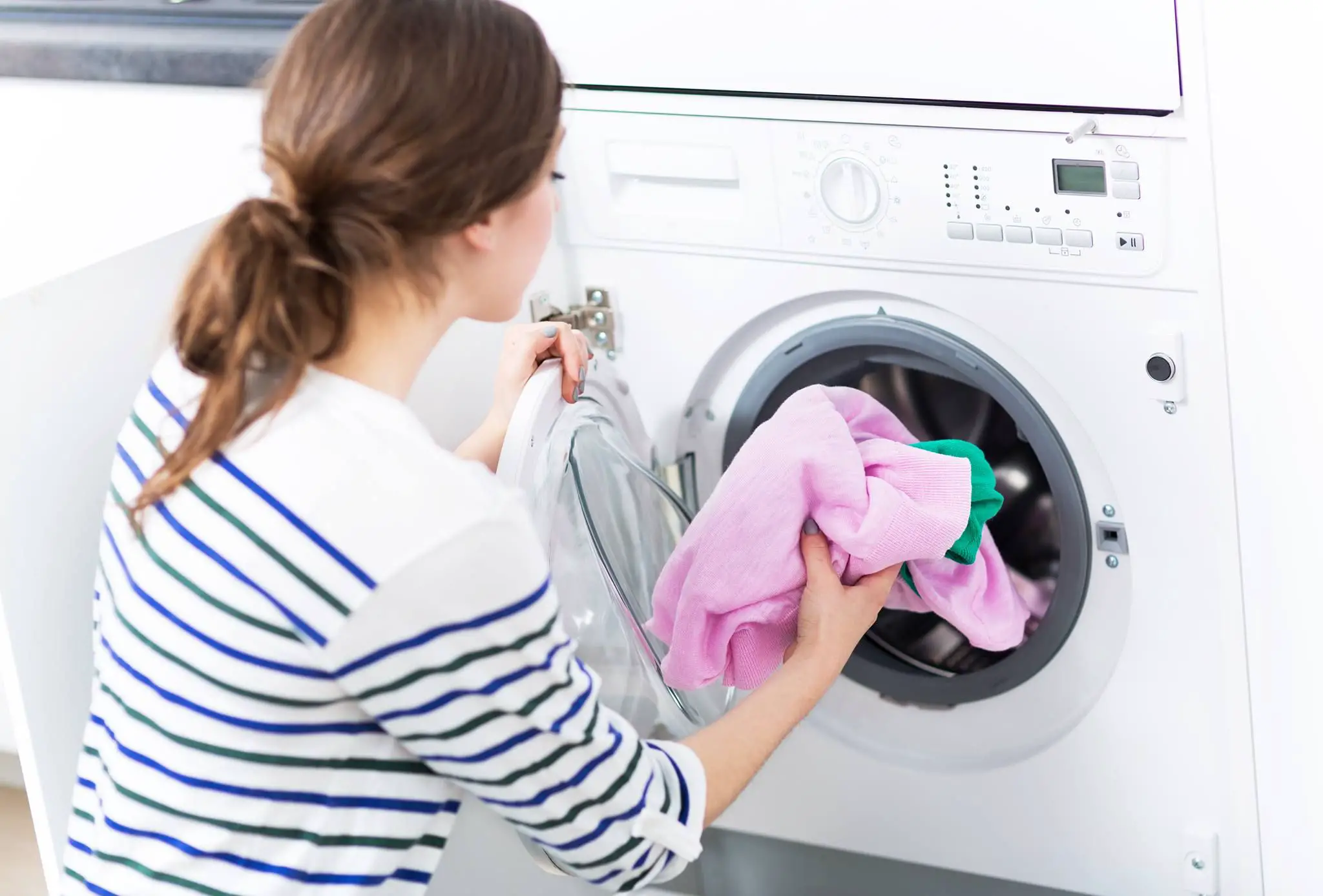 ¿Cada cuánto lavar la ropa? Tips para prendas limpias y que duren más