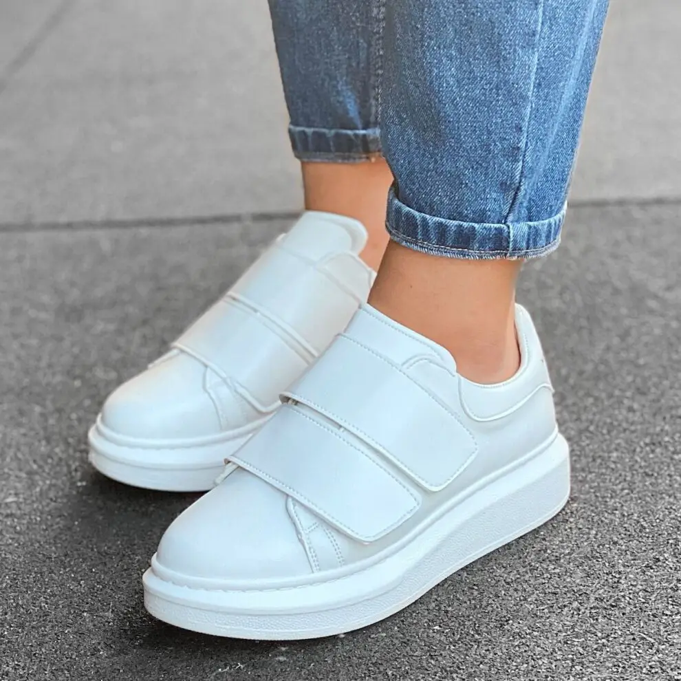 sneakers with velcro closure