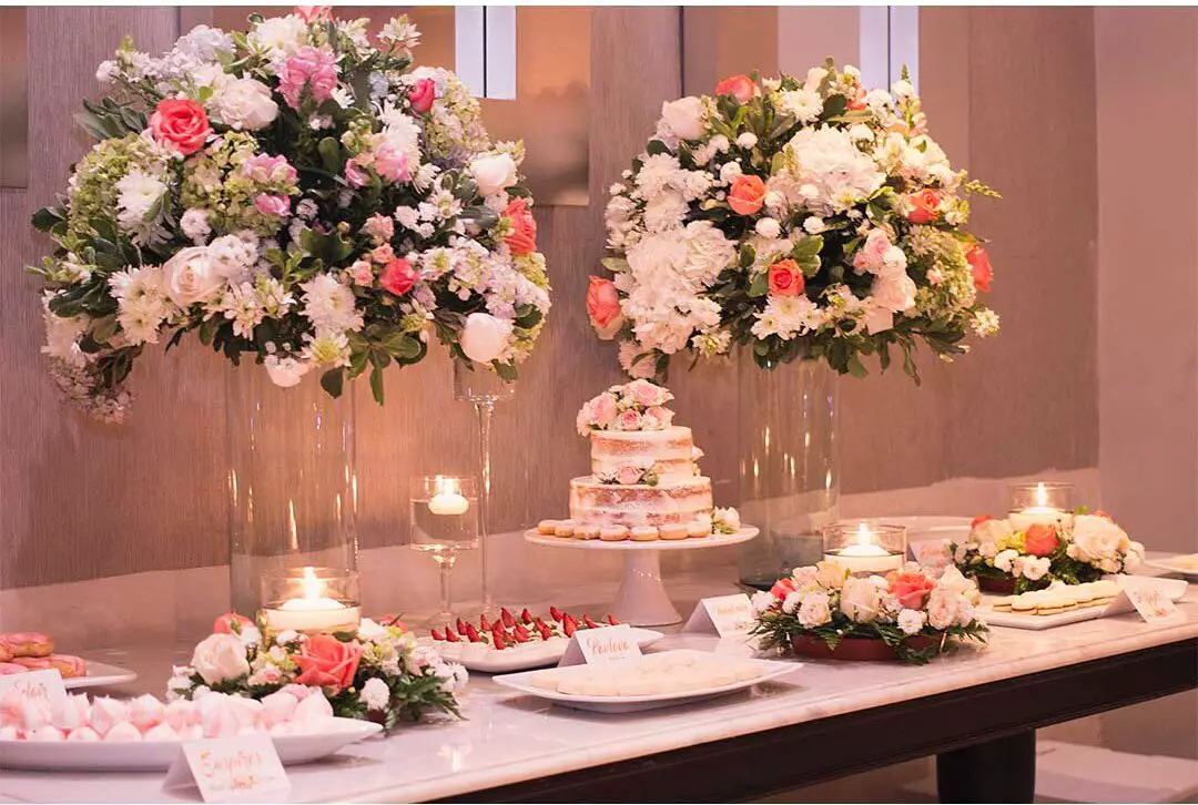 decoración de mesas para bodas sencillas y económicas